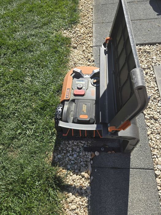 Robot gazon WORX Landroid M500 Plus WR165E + ACS + Off-Limits + roți WA0952