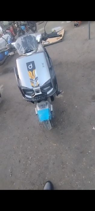 Мопед электроный