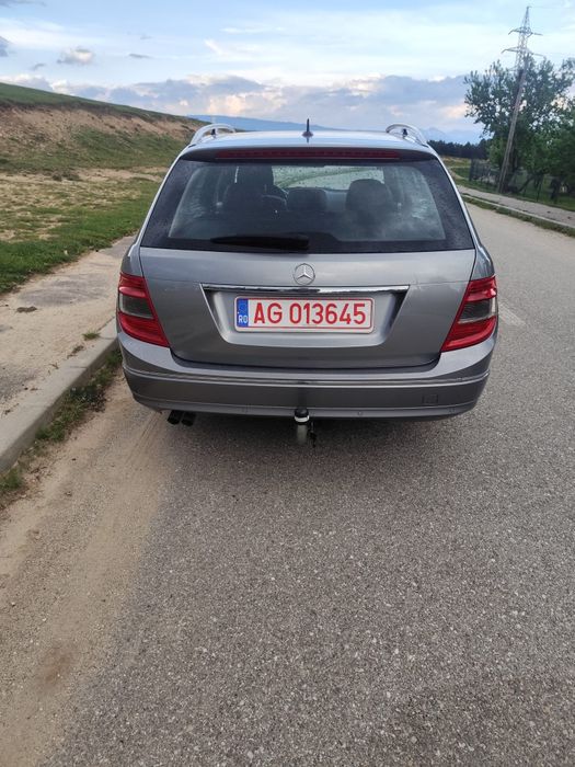 Vând Mercedes Benz c class 180 cdi
