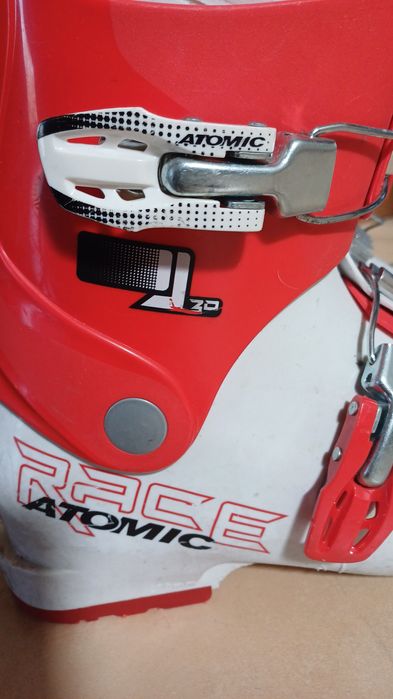 Clapari schi Atomic junior 35 1/2