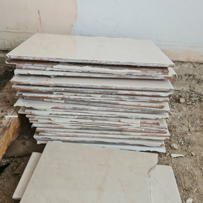 Кафель бу 20×30 продам