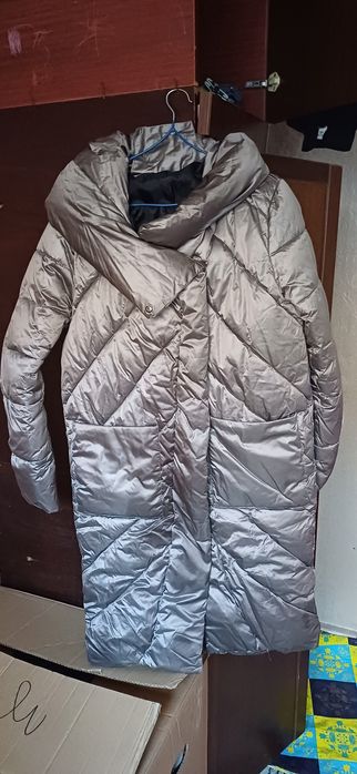 Продам женские куртки зима