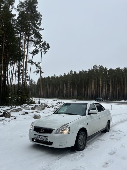 Продам машину приору