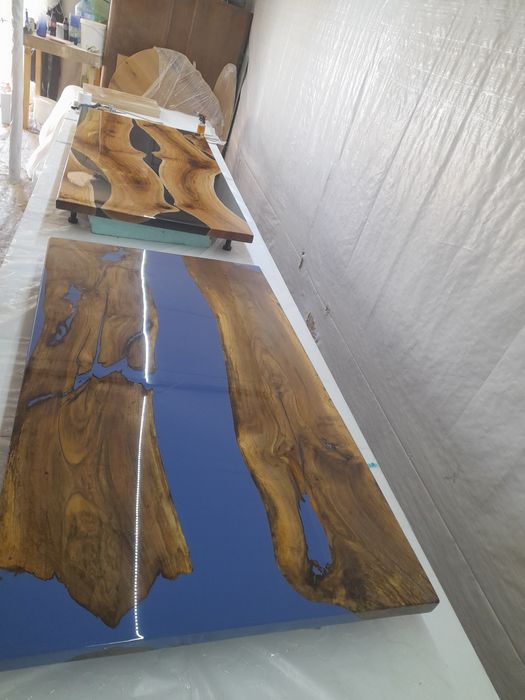 Дизайнерски епокс маси