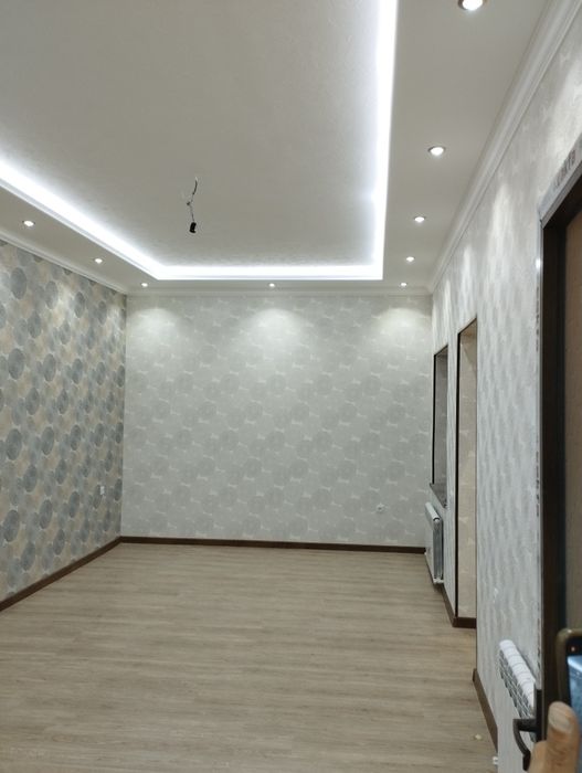 Квартера ремонт под клуч кафель санузиль  Пластик декор ламинант мал