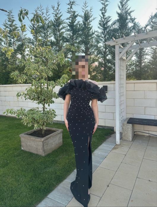 Rochie lungă cu perle