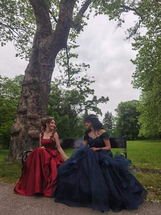 Бална рокля, мастилено синя