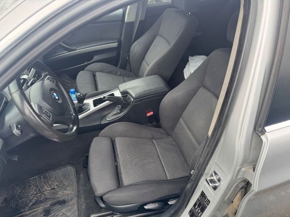 BMW E91 330xd 231 к.с. на части | Recaro | xDrive