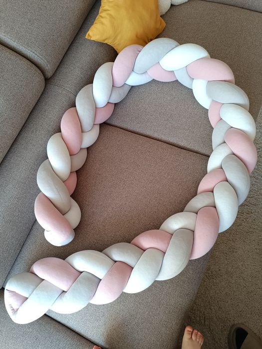 Protecție laterală împletită pentru patut