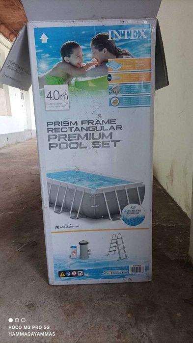Продам Бассейн INTEX . 2 штуки. Размеры: 4.88x2.44x1.07 m и 4x2x1 m,