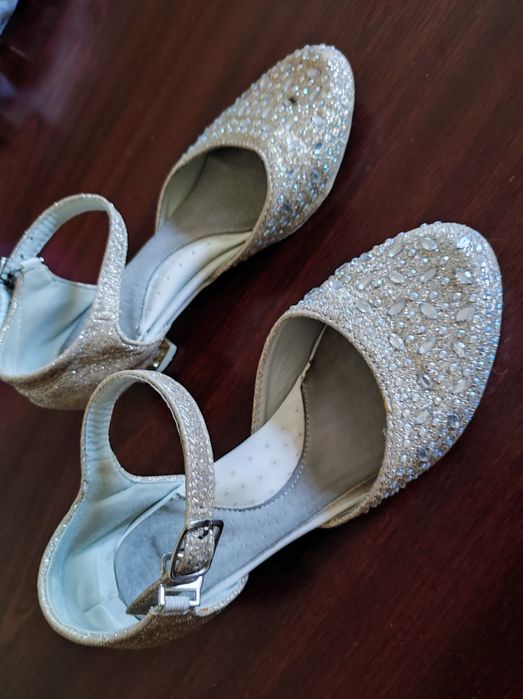 Туфли для танцев детские