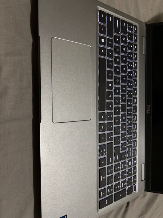 Продавам лаптоп Dell Latitude 5530