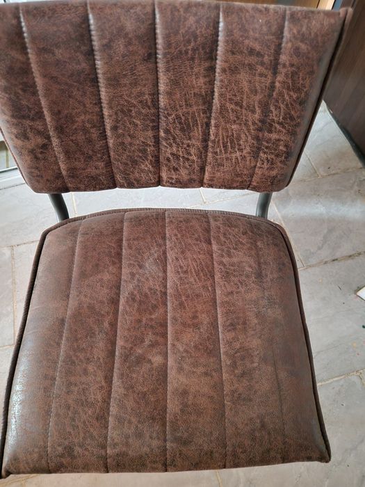 Стол    трапезен