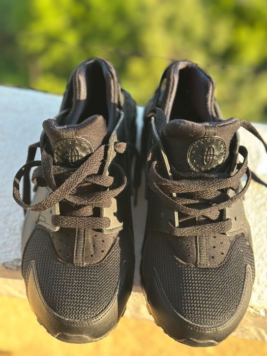 Унисекс оригинални маратонки Nike 35 номер