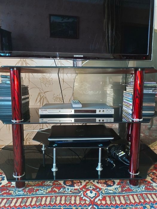 Тумба под телевизор