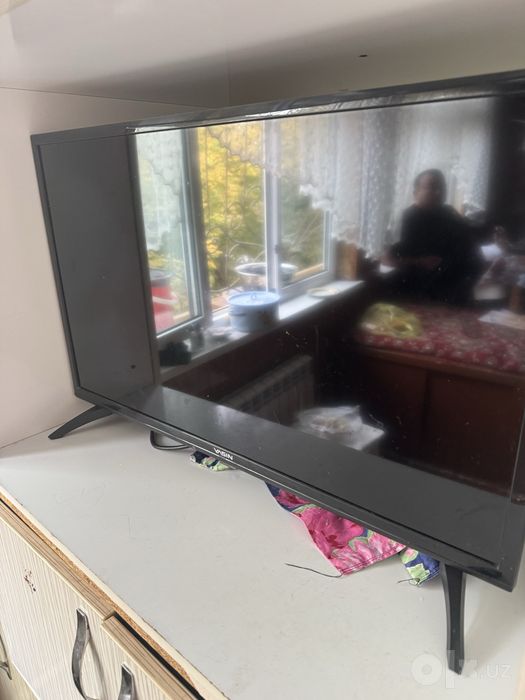 Televizor  vestel 32 talik 1 oygina ishlatilgan