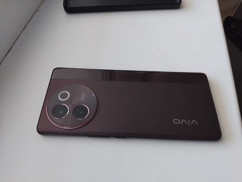 Телефон сатылады