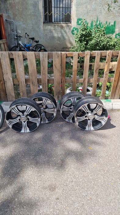 Продается диски 17 6-139,7