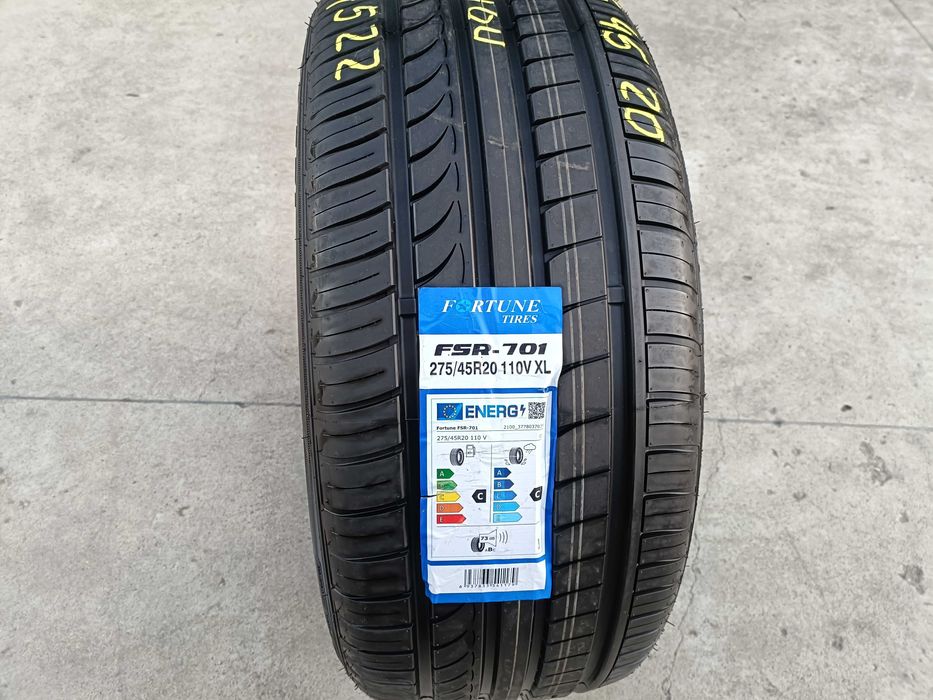 O anvelopa noua de vara 275 45 20 fortune tyres dot 4522