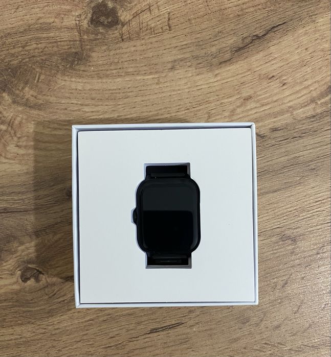 Умные часы YAMI.