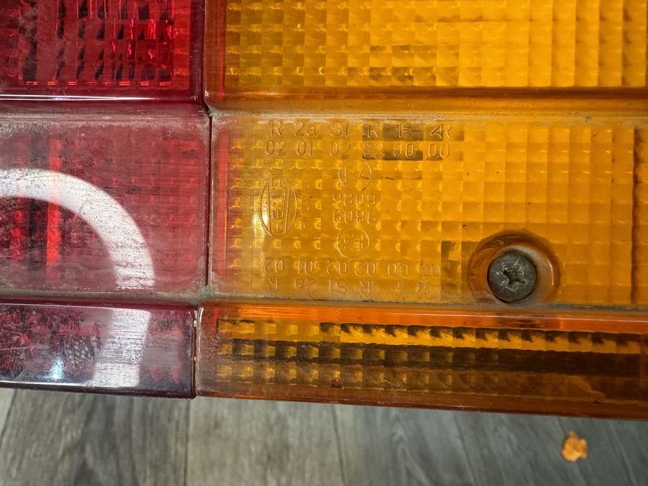 Задние фонари на Мерседес Спринтер 811