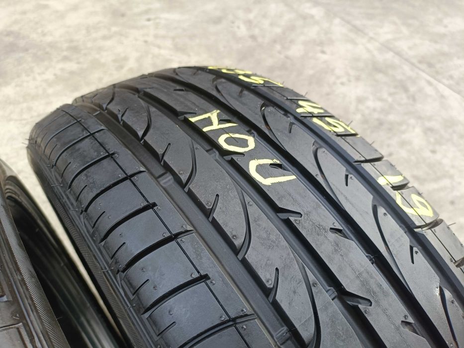 Doua anvelope noi de vara 235 45 19 bridgestone dueler H/P