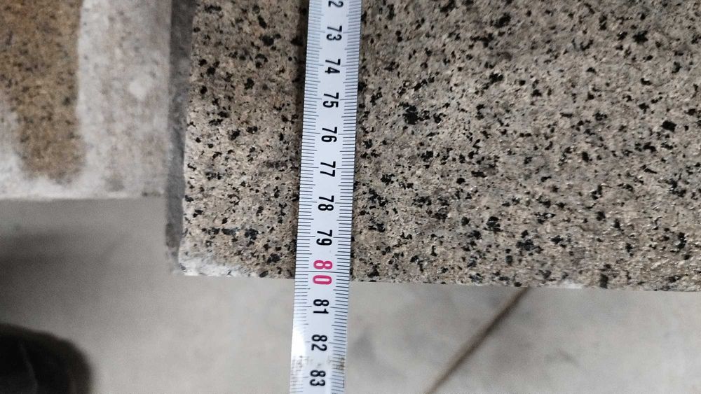 Гранитни плочи от български гранит 27 - 40/80/3