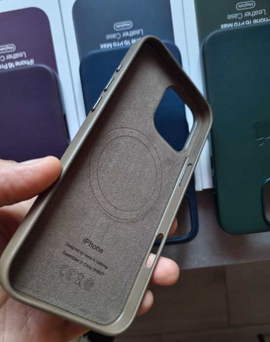 Huse piele Magsafe pentru iPhone 17, 16 & 15 Max/Pro/Plus