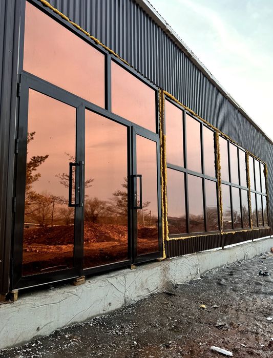 Алюминиевые перегородки, двери, витражи