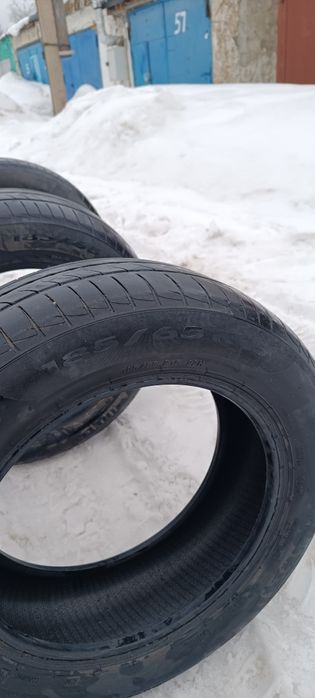 Продам шины б/у R15 185