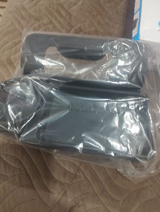 Продам подстаканник в салон автомобиля.