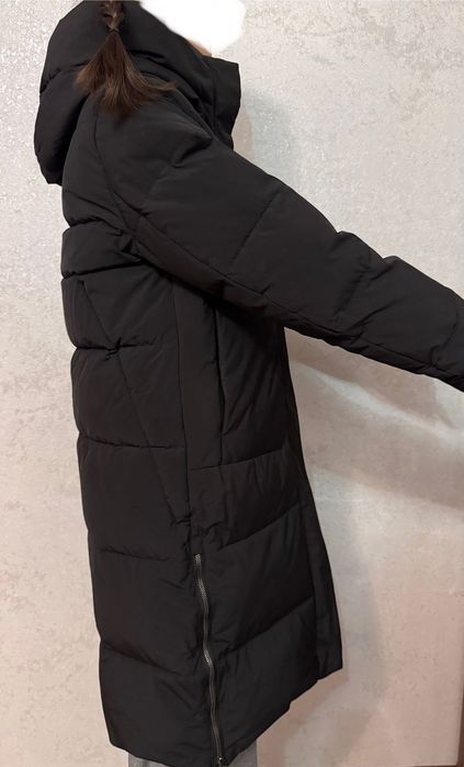 Куртки зимние с капюшоном