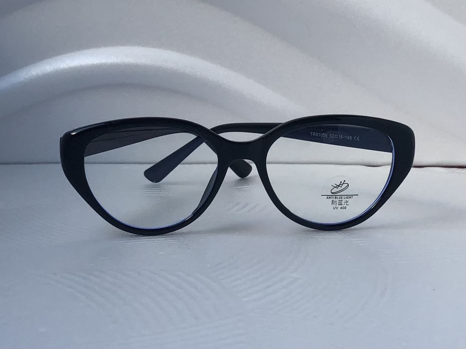 Прозрачни дамски очила за компютър