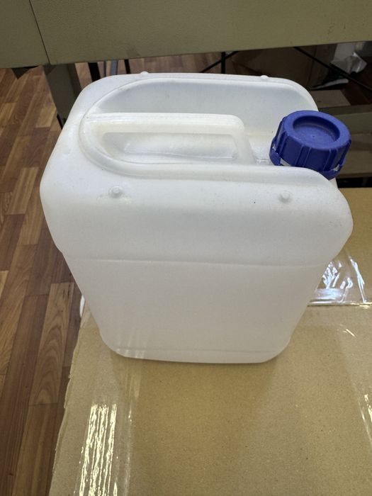 Бесплатно плпастиковые канистры