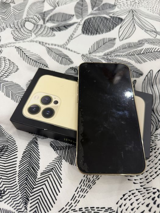 Iphone 13 pro gold