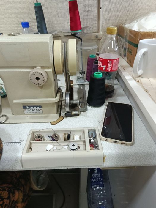 Швейная машинки оверлок продаём срочно