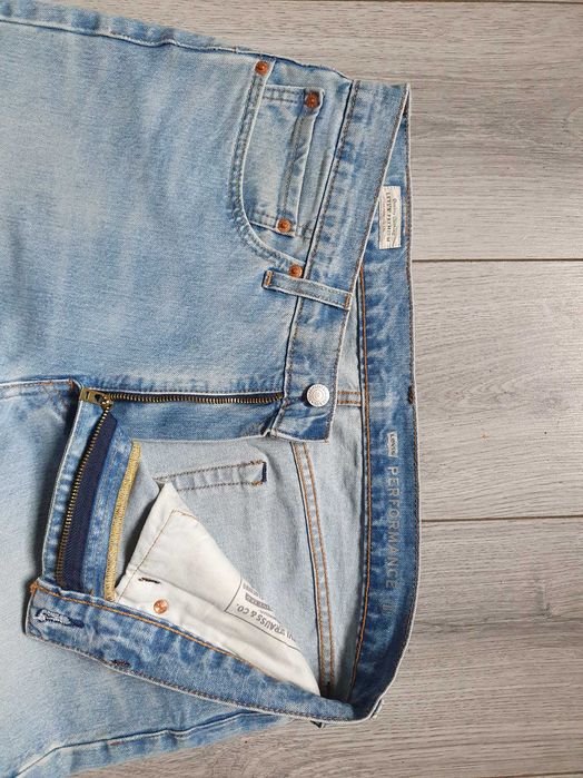 Blugi LEVI'S 511 Slim Performance - Marime W34 L30 (Talie 91 cm)