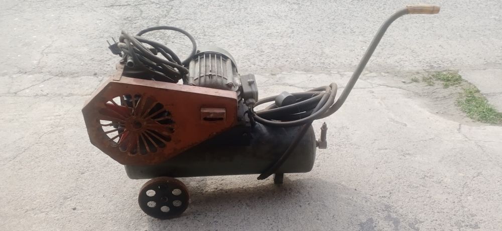 Квартира трикомнатная кирпич свое отопление зима лето есть стиралкаавт