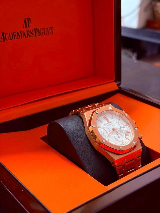 Луксозен часовник Audemars Piguet AP