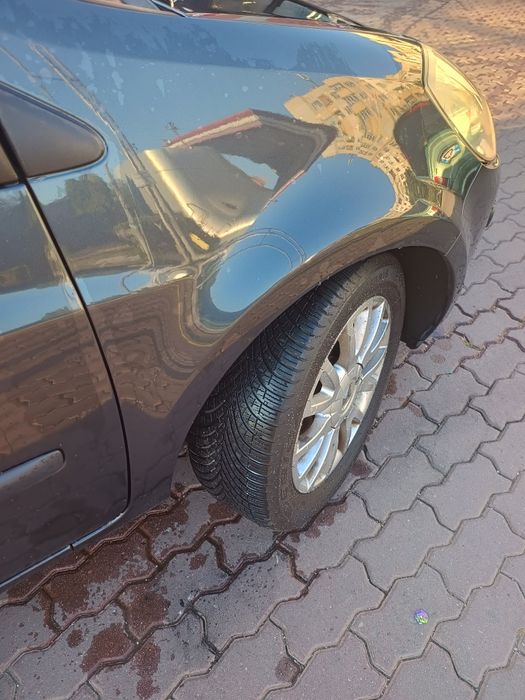 Продавам  Reno Clio