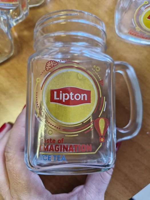 Căni Lipton  ice tea