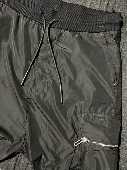 Pantaloni Made By Society