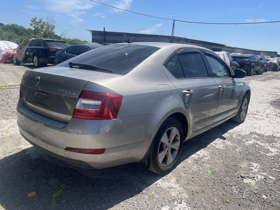 skoda octavia 1.6 tdi на части шкода октавиа