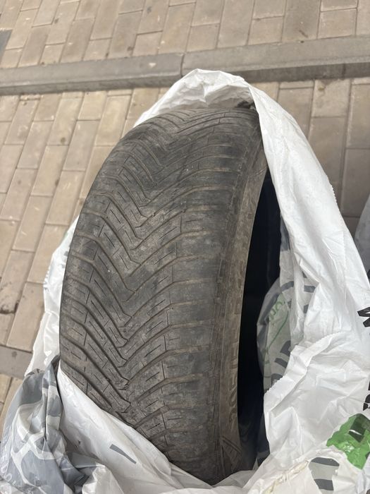 Продам 2 шины R16/205/55