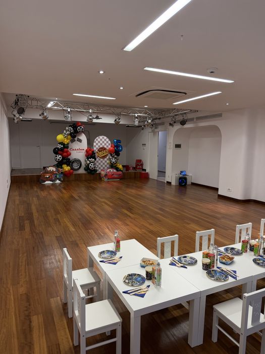 Predare Afacere - Loc de joaca si cafenea