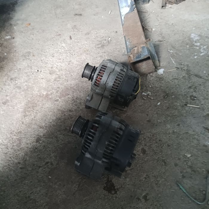 Продам генераторы на VW Вента