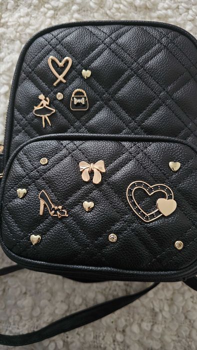 Geanta rucsac noua neagra 22x15x7.5 cm