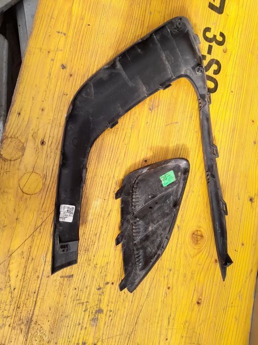 Лайсна предна броня халоген Kia Xсеed