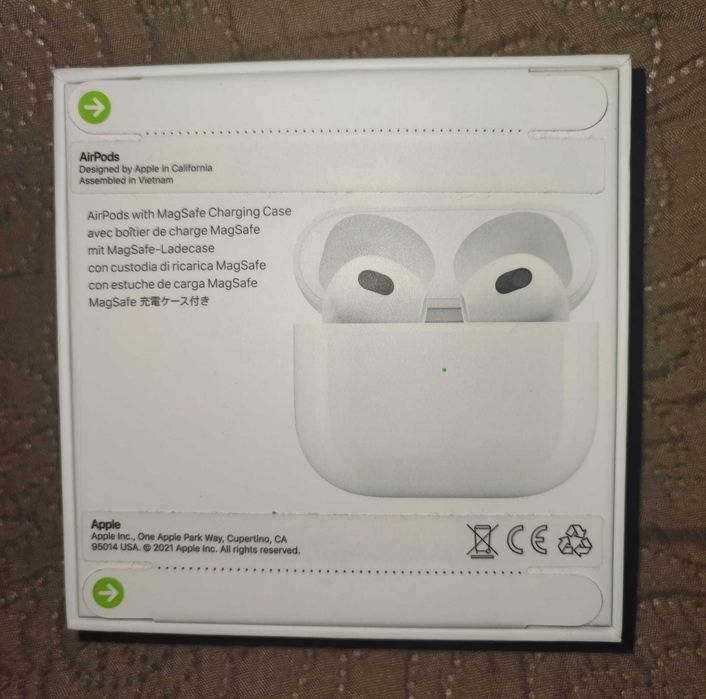 Casti Apple AirPods 3 MagSafe Charging Case, culoare alb Sigilat