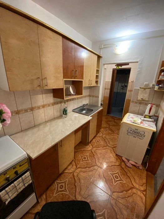 De vanzare Garsoniera Rogerius 26 mp